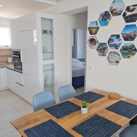 Holiday Apartment Marijana Kaštela المظهر الخارجي الصورة