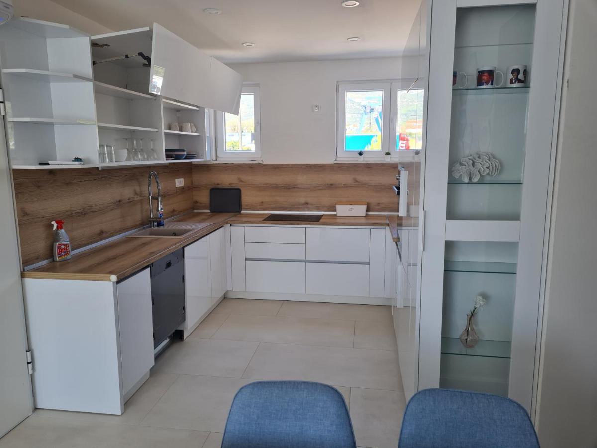 Holiday Apartment Marijana Kaštela المظهر الخارجي الصورة